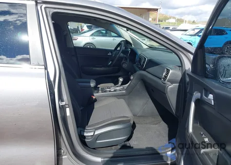 2017 Kia Sportage Lx z USA, uszkodzony, nr VIN KNDPMCAC4H7289223